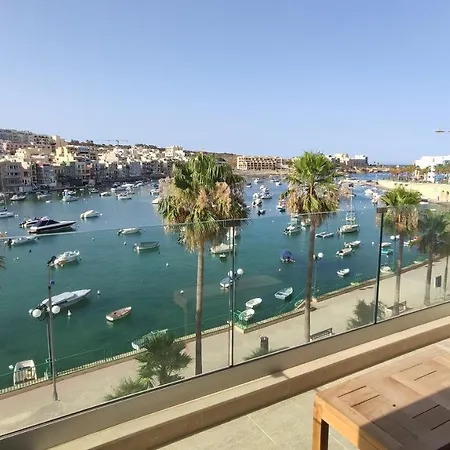 Aquamarine Sea Front - Third Floor Apartment