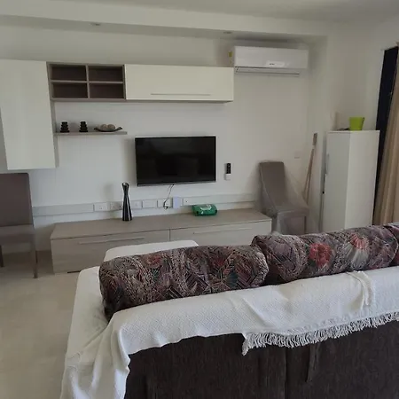 Aquamarine Sea Front - Third Floor Apartment *
