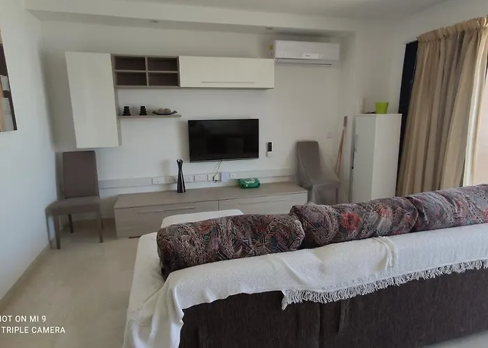 Aquamarine Sea Front - Third Floor Apartman *